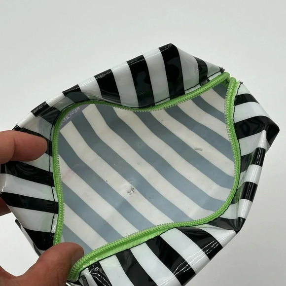 Beetlejuice Holiday Makeup Revolution Cosmetic Bag Black & White Striped - Picture 5 of 5